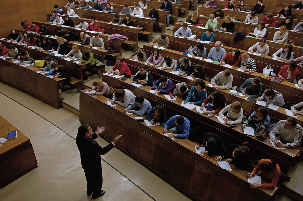 How To Get Into Complutense University of Madrid - Admitix